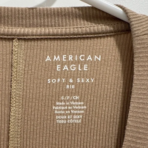 American Eagle Outfitters Cropped and Ribbed ‘Soft & Sexy’ Tan Short Sleeve Tee - Picture 3 of 3